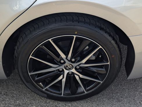 Used 2024 Toyota Camry SE image 7