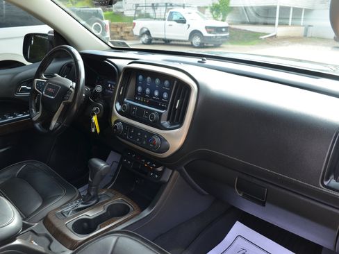 Used 2020 GMC Canyon Denali AWD/4WD image 39