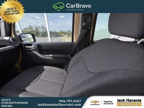 Used 2015 Jeep Wrangler Unlimited Sport w/ Quick Order Package 24S AWD/4WD image 10