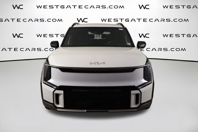 Used 2024 Kia EV9 GT-Line AWD/4WD image 2