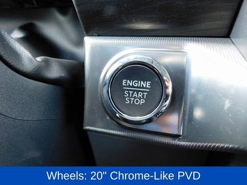 Used 2025 Ford F150 Lariat w/ Equipment Group 501A Mid image 24