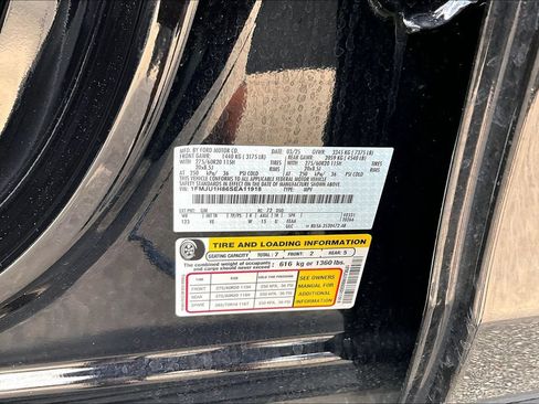 Used 2025 Ford Expedition Active RWD image 6