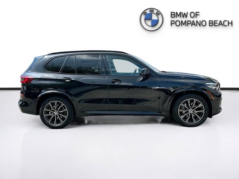 Used 2022 BMW X5 xDrive40i w/ M Sport Package image 8