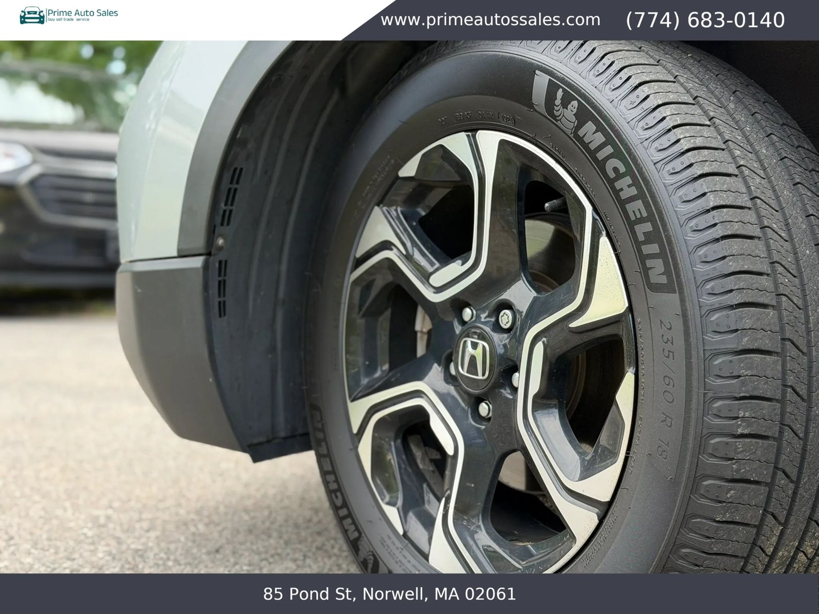 Used 2018 Honda CR-V Touring image 9