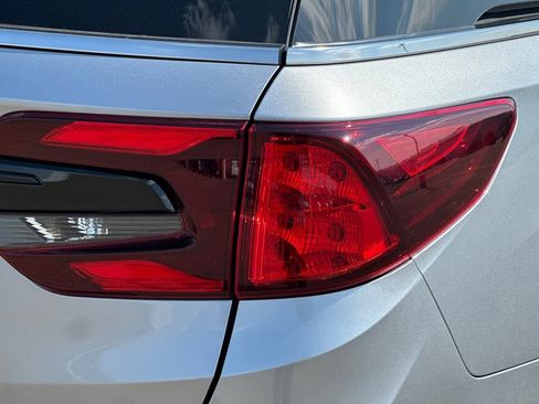 New 2026 Honda Odyssey Elite image 12