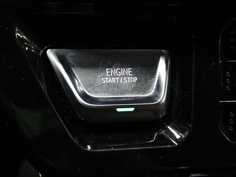 Certified 2025 GMC Sierra 2500 Denali Ultimate AWD/4WD image 42