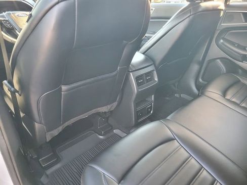 Certified 2023 Ford Edge SEL w/ Convenience Package image 12