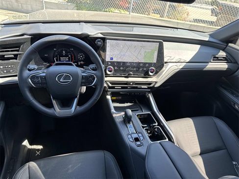 Used 2025 Lexus TX 350 AWD image 10