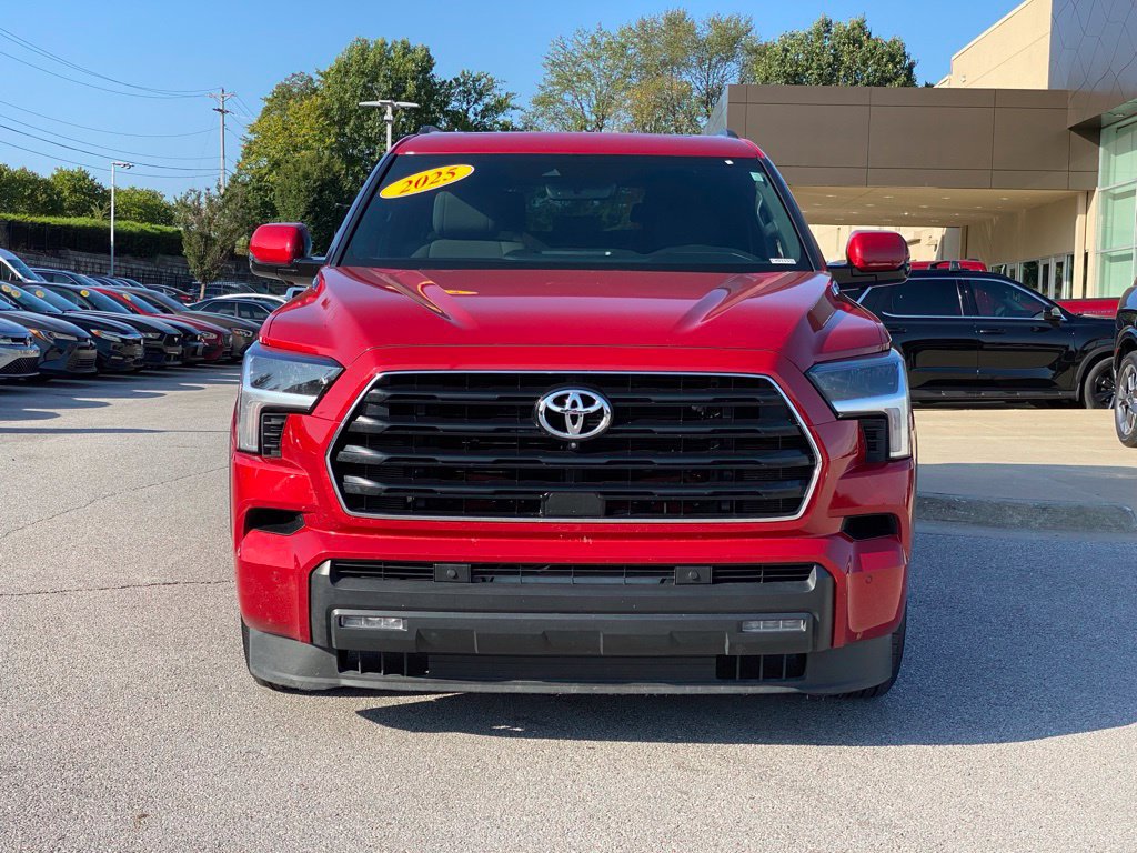 Used 2025 Toyota Sequoia SR5 AWD/4WD image 2