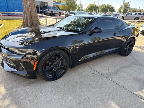 Used 2017 Chevrolet Camaro LT w/ RS Package RWD image 4