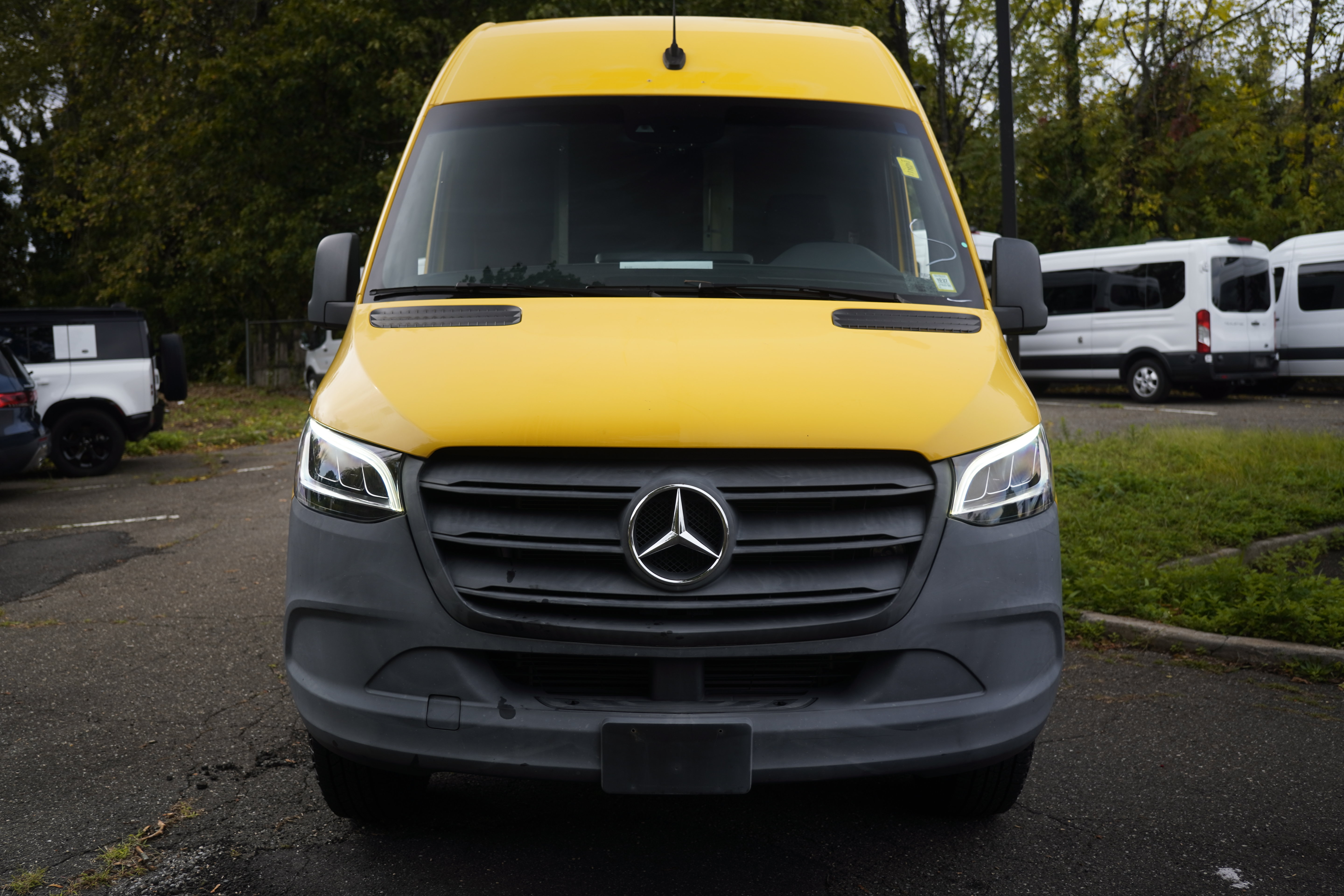 Used 2021 Mercedes-Benz Sprinter 2500 w/ Acoustic Package image 10