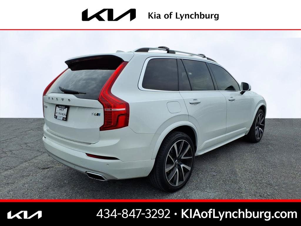 Used 2018 Volvo XC90 T6 Momentum w/ Momentum Plus Package AWD/4WD image 4