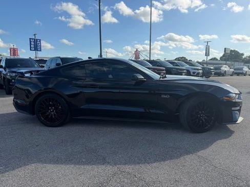 Used 2021 Ford Mustang GT Premium w/ GT Performance Package RWD image 5