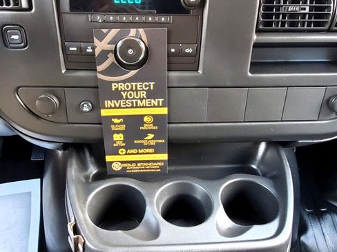 Used 2014 Chevrolet Express 3500 Extended image 13