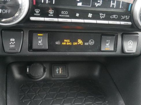 Used 2023 Toyota RAV4 XLE w/ Convenience Package image 21