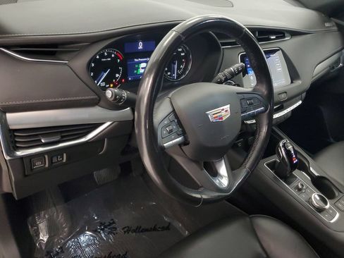 Used 2023 Cadillac XT4 Premium Luxury w/ Enhanced Visibility Package AWD/4WD image 12