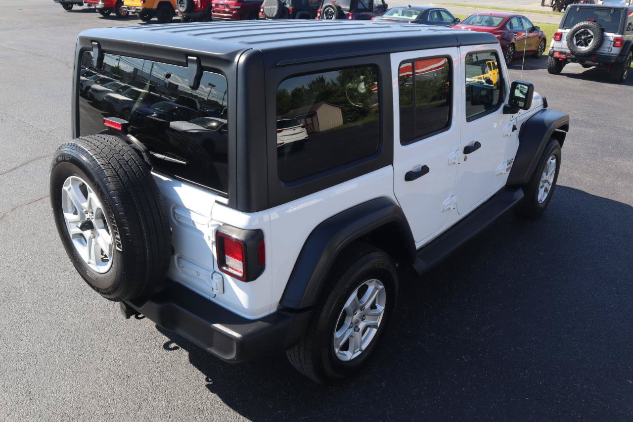 Used 2018 Jeep Wrangler Unlimited Sport S AWD/4WD image 13