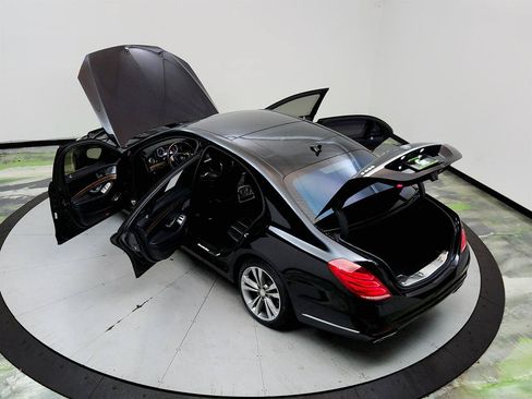 Used 2015 Mercedes-Benz S 550 Sedan w/ Premium 1 Package image 39