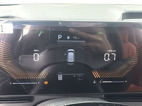 New 2026 Kia Carnival EX image 22