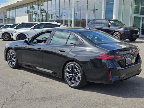 New 2026 BMW i5 eDrive40 w/ M Sport Package RWD image 9