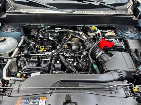 Used 2022 Ford Maverick XLT w/ Equipment Group 300A Standard image 12