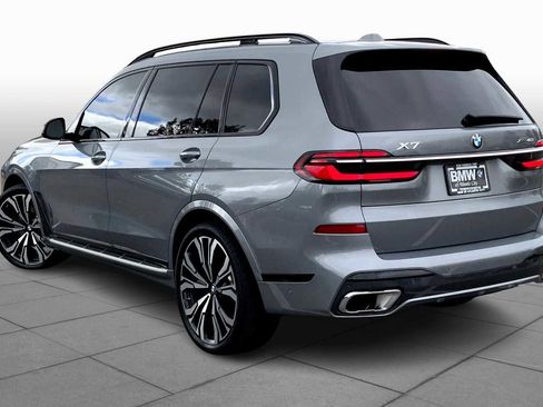 Used 2025 BMW X7 xDrive40i w/ Executive Package image 21