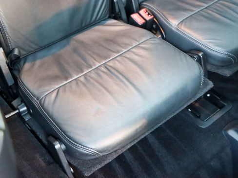 Used 2016 Land Rover LR4 HSE LUX image 22