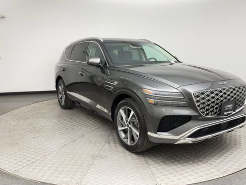 Certified 2026 Genesis GV80 2.5T Advanced AWD/4WD image 8