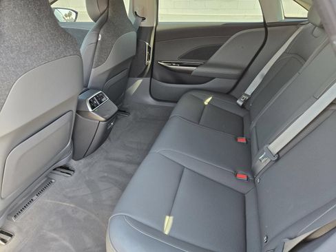 Used 2025 Lucid Air Pure RWD image 22