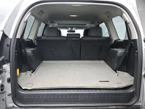 Used 2017 Lexus GX 460 w/ Navigation Package AWD/4WD image 20