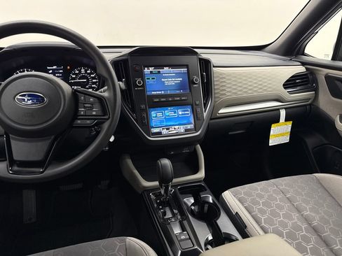 Used 2026 Subaru Forester AWD/4WD image 17