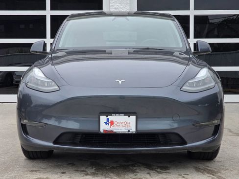 Used 2023 Tesla Model Y Long Range AWD/4WD image 10