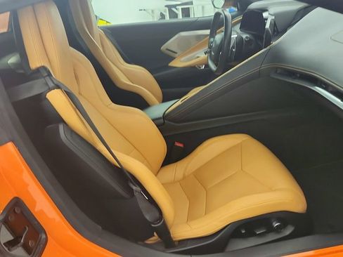 Used 2022 Chevrolet Corvette Stingray Preferred Conv w/ Z51 Performance Package RWD image 27