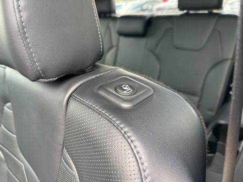 Used 2020 Kia Telluride SX w/ SX Prestige Package AWD/4WD image 24