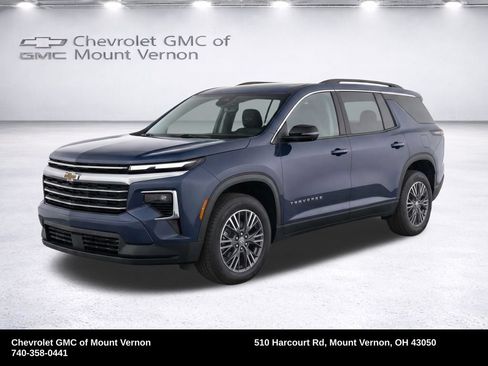 Used 2025 Chevrolet Traverse LT FWD image 21