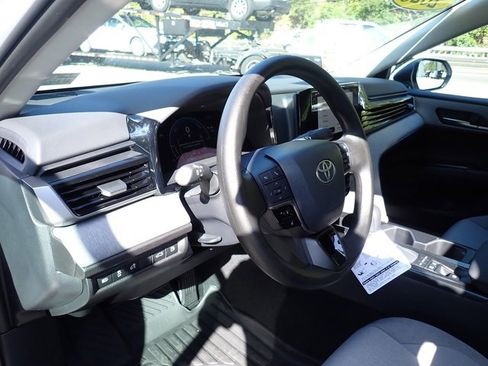 Certified 2025 Toyota Camry LE image 14