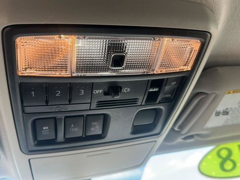 Used 2018 Toyota 4Runner SR5 Premium AWD/4WD image 14