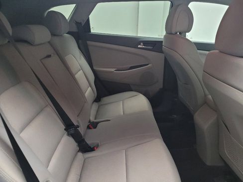Used 2018 Hyundai Tucson SE FWD image 19