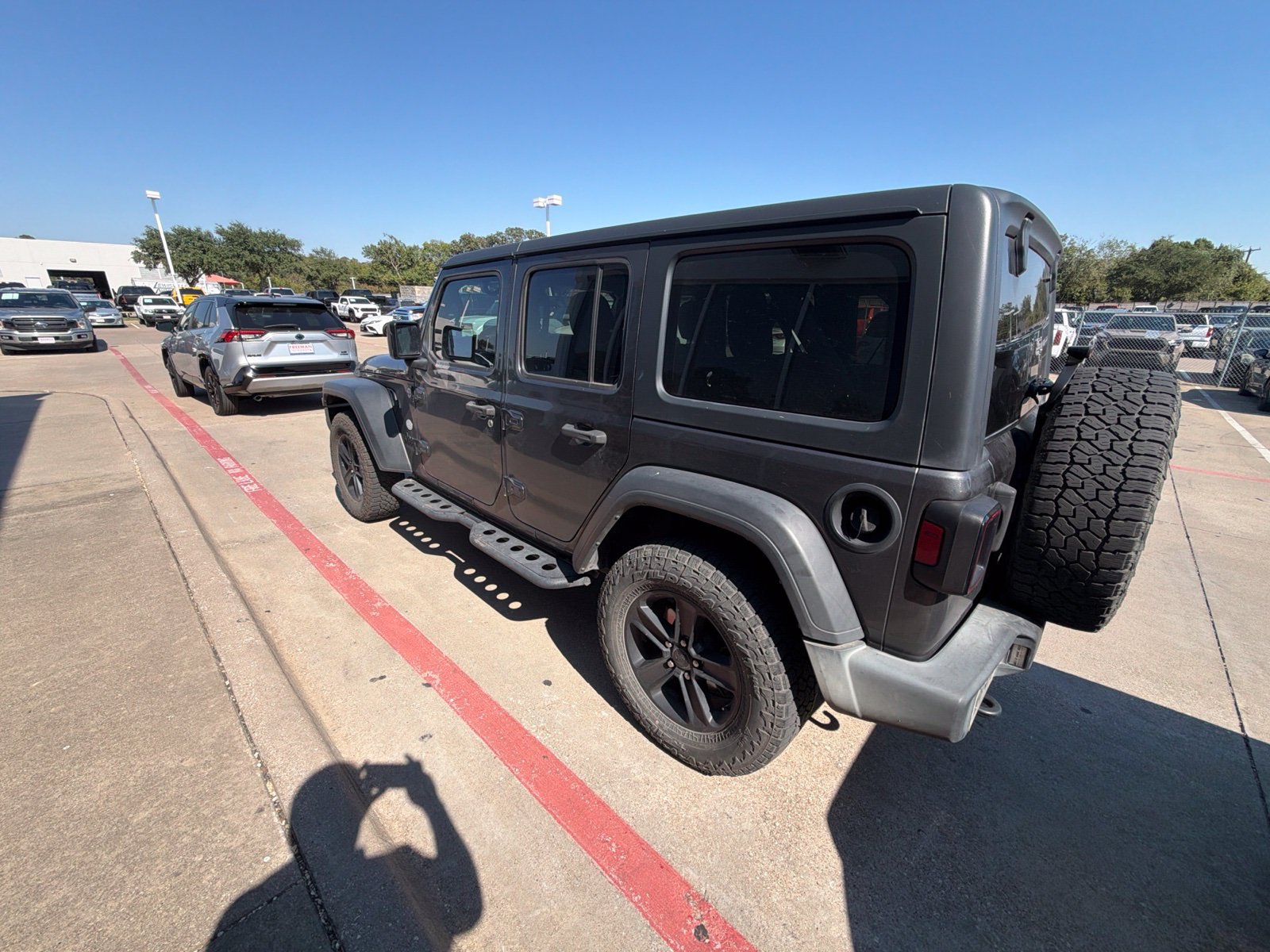 Used 2019 Jeep Wrangler Unlimited Sport AWD/4WD image 6