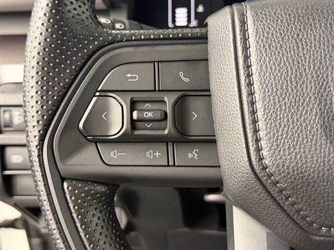 Certified 2026 Toyota Tacoma SR5 AWD/4WD image 25