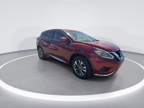 Used 2018 Nissan Murano S image 2