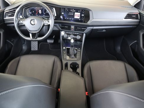 Used 2020 Volkswagen Jetta SEL image 16