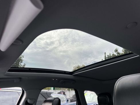 Used 2022 Lincoln Corsair Reserve w/ Equipment Group 201A image 19