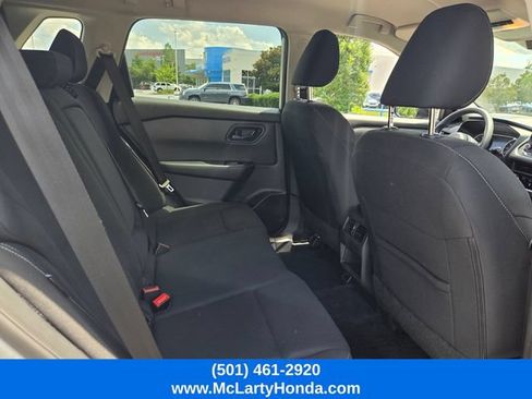 Used 2024 Nissan Rogue S FWD image 13