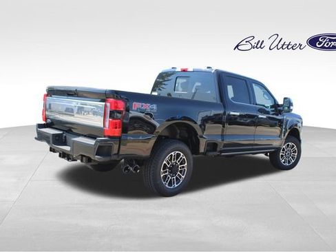 New 2026 Ford F250 Platinum w/ Platinum Plus Package AWD/4WD image 3