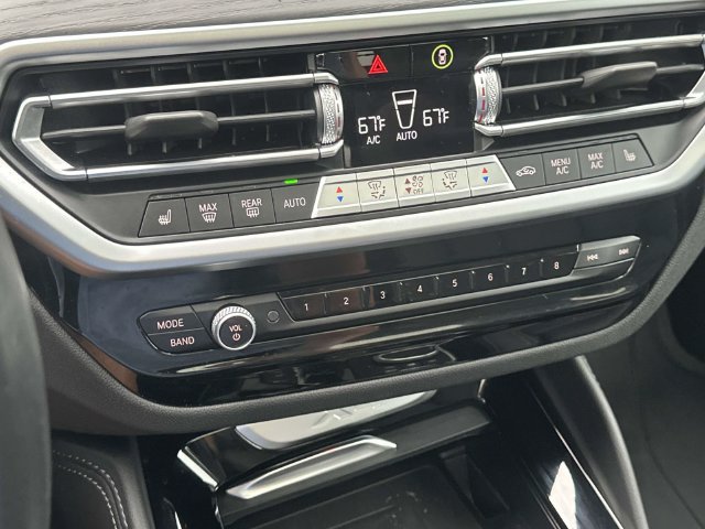 Certified 2024 BMW X4 xDrive30i w/ Premium Package AWD/4WD image 37