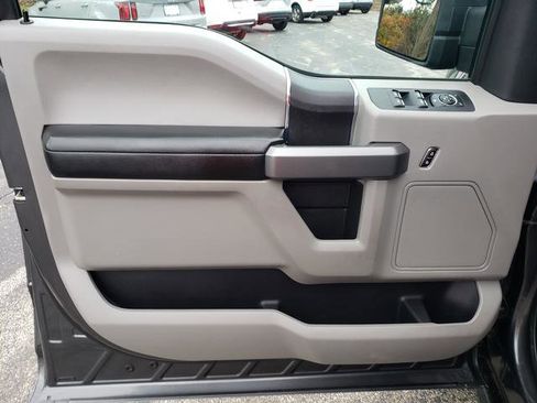 Used 2018 Ford F150 XLT image 10