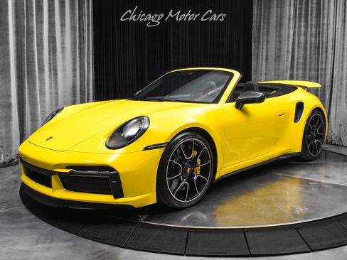 Used 2023 Porsche 911 Cabriolet image 38