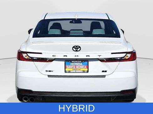 Used 2025 Toyota Camry SE FWD image 6