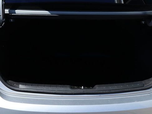Used 2020 Hyundai Elantra SEL w/ Cargo Package (C1) FWD image 24